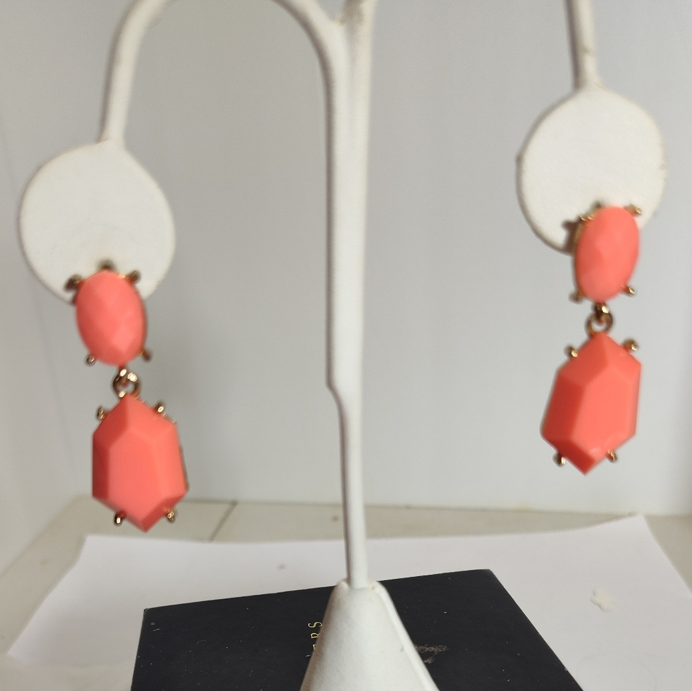 Elegant Soft Coral Drop Earrings NWOT